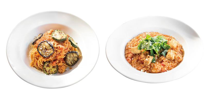 モダンな見え方ながら正統で深みのあるパスタ料理 / 左のスパゲティボロネーゼには盛り付け時にカットトマトをくわえさらに酸味とコクをプラス。右のリゾットはバジルとトマトの香りを存分に楽しめるひと品です。「カフェ ミケランジェロ」住所/東京都渋谷区猿楽町29-3 ☎03-3770-9517 営業/11:00~22:30