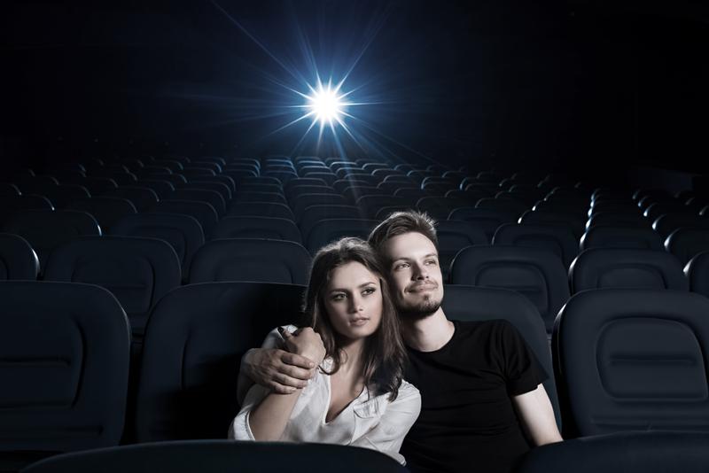 映画館はデートスポット