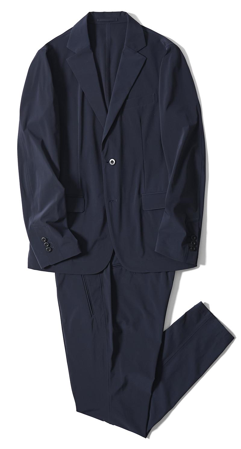 ジャケット4万9000円、パンツ2万7000円/ともにデザインワークス(デザインワークス ドゥ・コート銀座店)