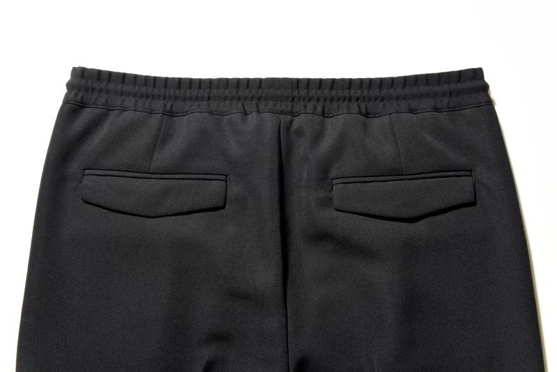パンツ(ディテール)12万5000円/ディオール オム(クリスチャン ディオール)