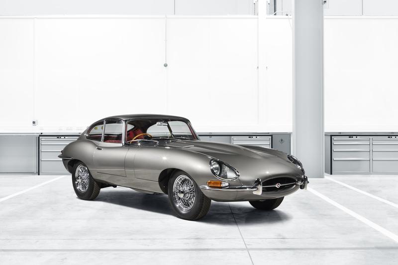 こちらは「E-TYPE REBORN」としてジャガーが完全レストアして販売すると発表した10台限定のシリーズ1